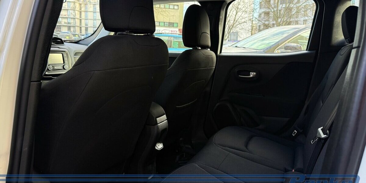 Jeep Renegade 1.0 T-GDI Longitude FWD *PDC*BT*Tempo 44.402 km 12.990 &euro; Berlin 13187