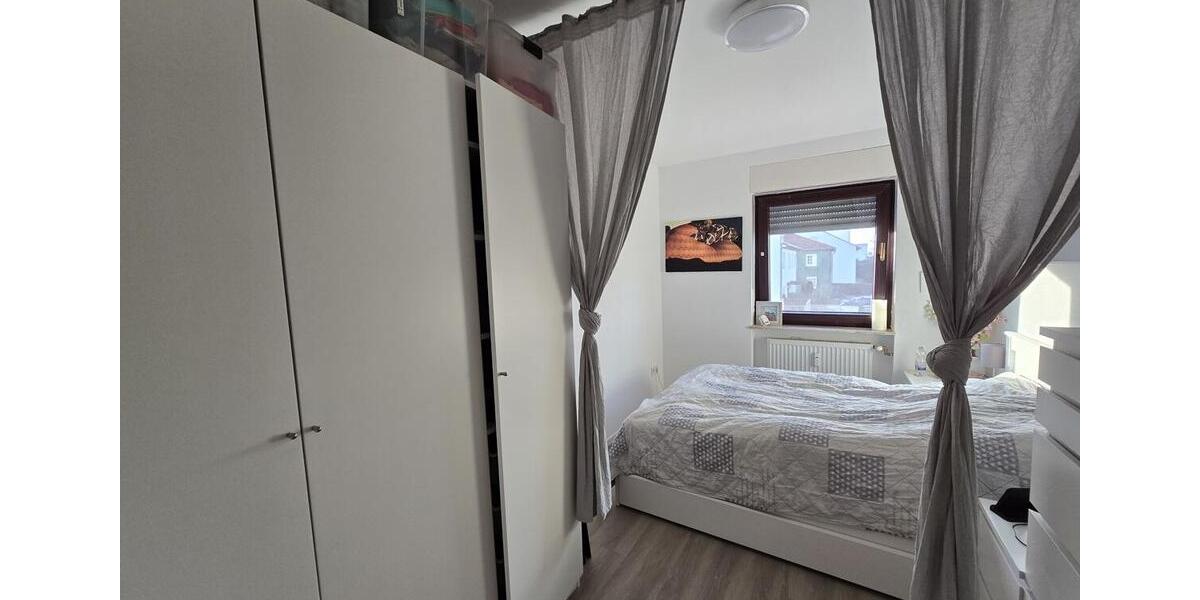 Etagenwohnung Niederdorfelden - 5 Zimmer, 138 m&sup2;, 1.400&euro; | Angebot:24763325