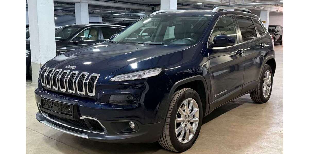Jeep Cherokee 163.017 km 14.899 &euro; München 81675