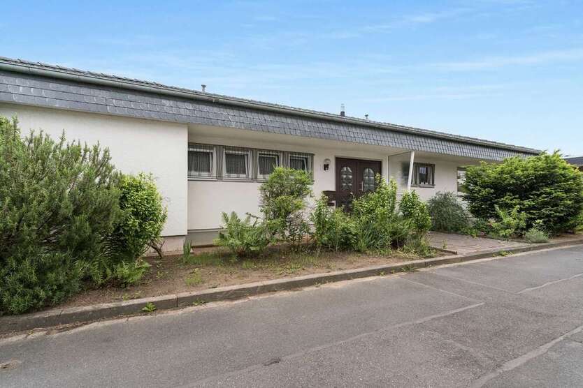 Haus zum Kaufen in Bornheim 599.000 € 141 m²