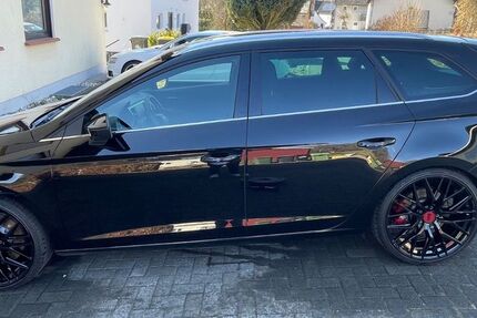Seat Leon 120.000 km 19.950 € Reichshof 51580