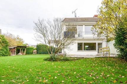 Reihenendhaus mit An- und Ausbaumöglichkeiten (DG) * 4 Zimmer * Terrasse * Balkon * Carport 4 zimmer