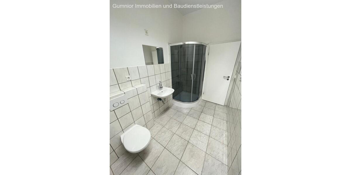 Erdgeschoßwohnung Neustadt an der Waldnaab - 4 Zimmer, 118 m&sup2;, 1.000&euro; | Angebot:24753437