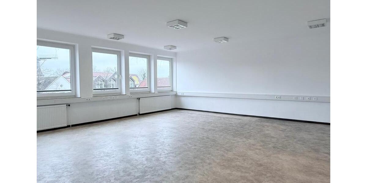 ⭐ Hochwertige Gewerbefläche in zentraler Lage von Papenburg ⭐ zimmer