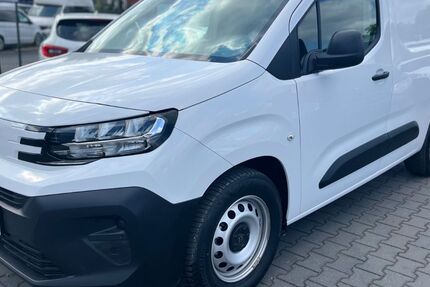 Peugeot Partner 8.700 km 15.980 &euro; Essen 45356