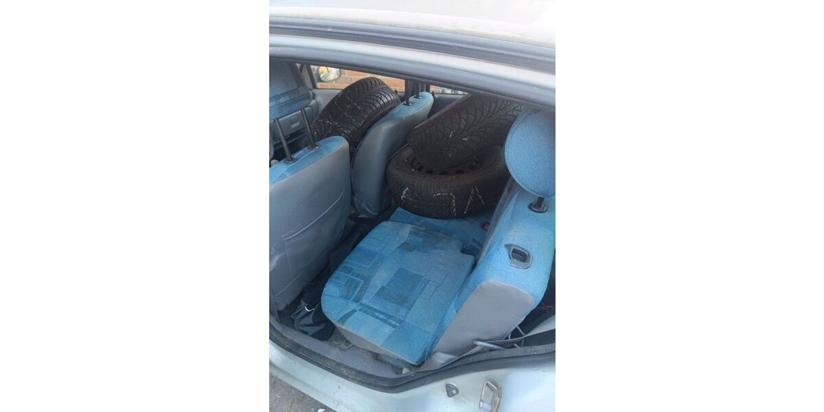 Renault Clio 202.000 km 700 &euro; Hitzacker (Elbe) 29456