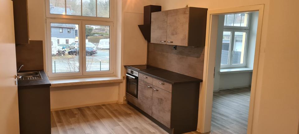 Etagenwohnung Lößnitz - 2 Zimmer, 61 m&sup2;, 460&euro; | Angebot:25087175