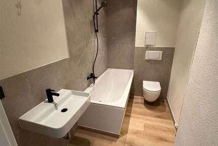 Wohnung Chemnitz Kapellenberg - 1 Zimmer, 32 m&sup2;, 38.900&euro; | Angebot:27305048