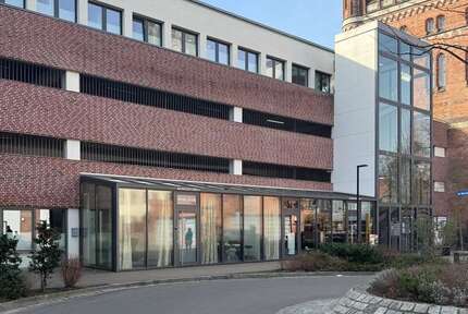 Büro in Lüneburg 2.115 € 127 m²