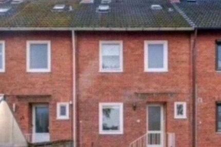 Haus Raguhn-Jeßnitz Jeßnitz (Anhalt) - 6 Zimmer, 100 m&sup2;, 40.000&euro; | Angebot:26537233