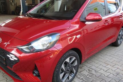 Hyundai i10 22.000 km 14.300 &euro; Brunnen 86564