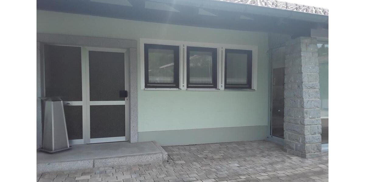 Mehrfamilienhaus, Wohnhaus Böbrach - 14 Zimmer, 210 m&sup2;, 495.000&euro; | Angebot:26902755