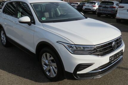 VW Tiguan 55.590 km 24.900 &euro; Sasbach 77880