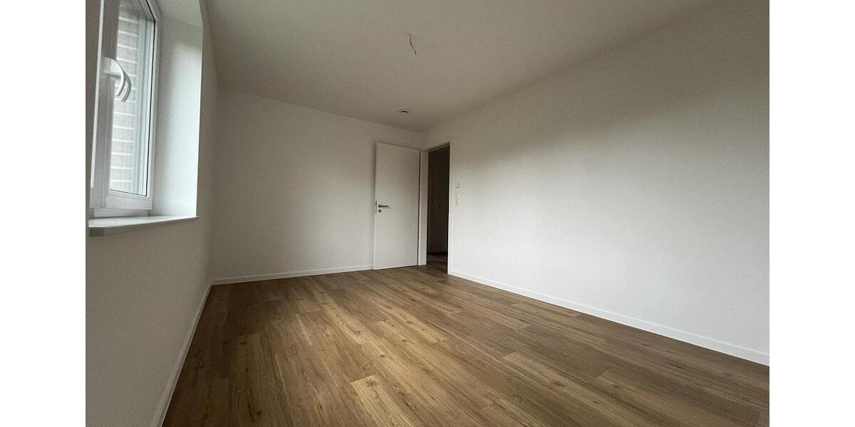 Doppelhaushälfte Henstedt-Ulzburg Ulzburg - 5.5 Zimmer, 140 m&sup2;, 1.875&euro; | Angebot:26030134