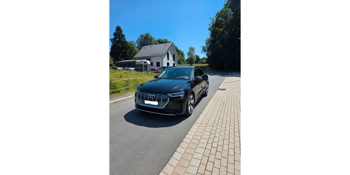 Audi e-tron 114.478 km 26.000 &euro; Immenhausen 34376
