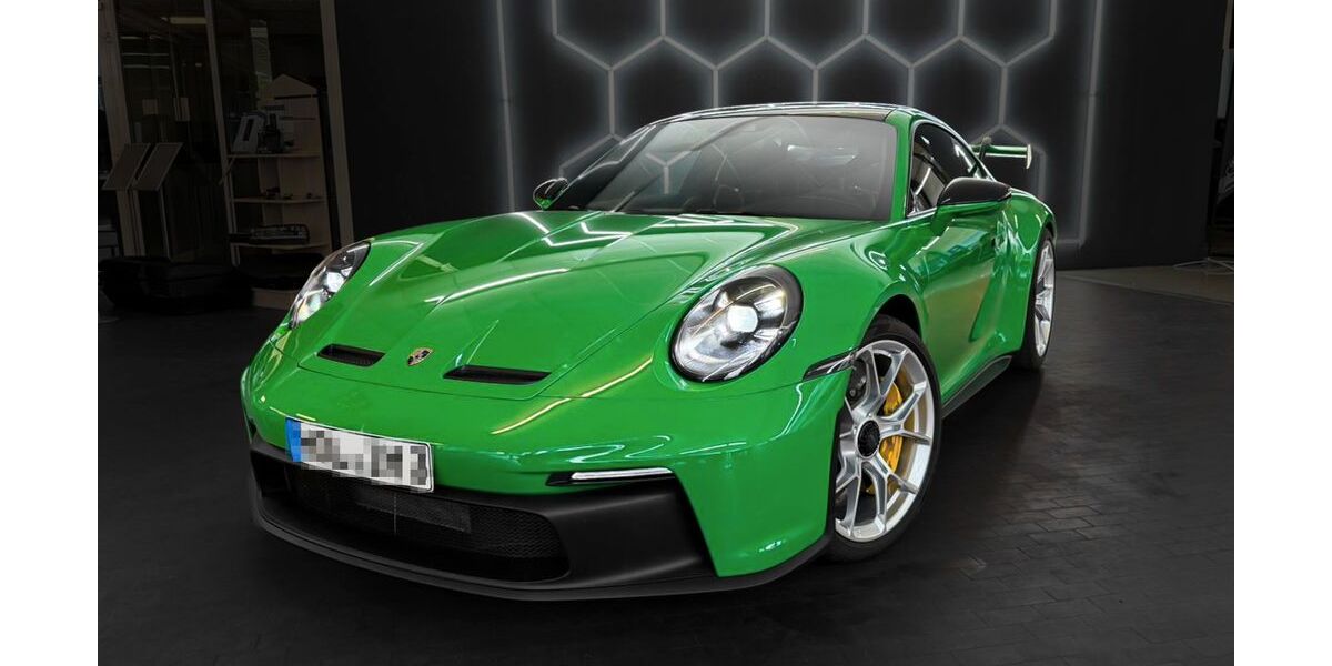 Porsche 992 5.815 km 219.900 &euro; Holzminden 37603