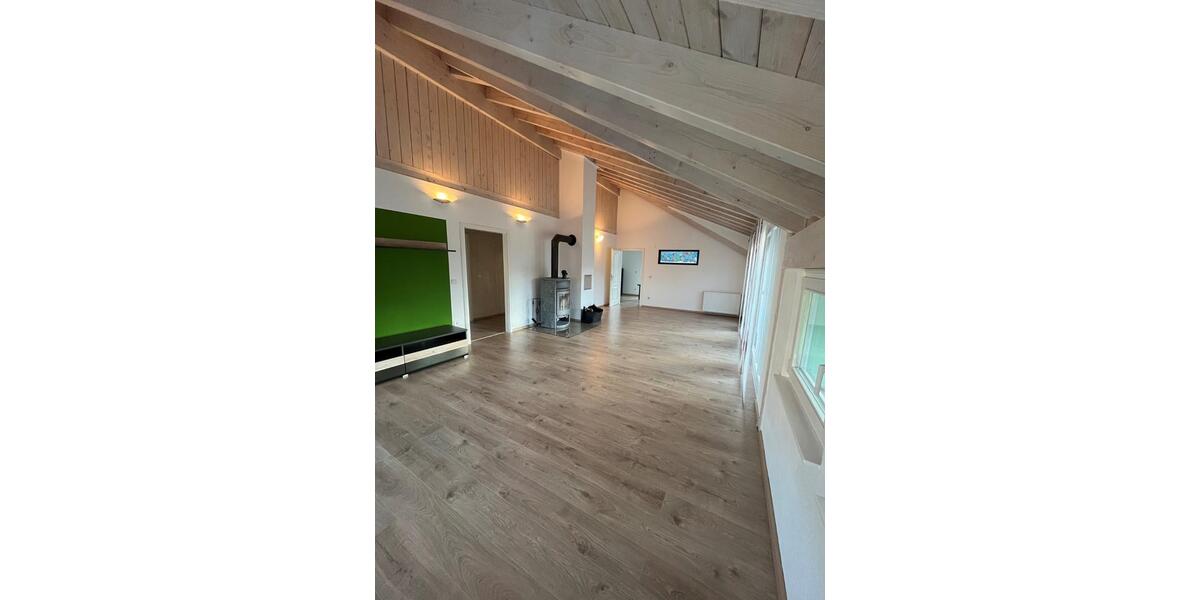 Dachgeschoßwohnung Balingen - 2 Zimmer, 80 m&sup2;, 850&euro; | Angebot:24835333