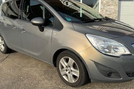 Opel Meriva 137.000 km 3.900 € Wertheim am Main 97877