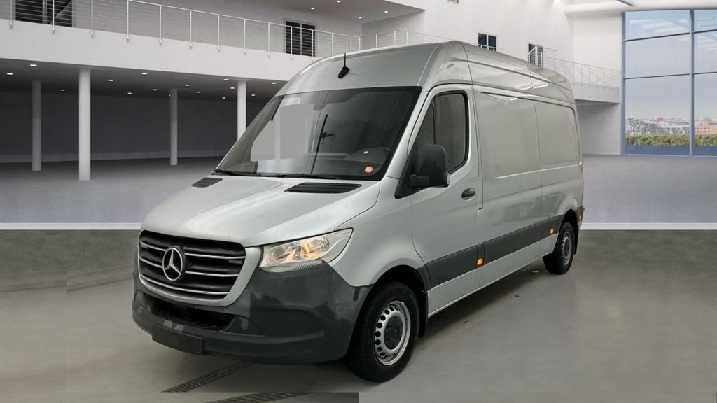 Mercedes-Benz Sprinter 128.000 km 19.900 &euro; Essen 45309