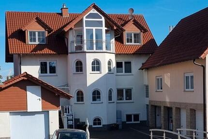 Haus Burghaun - 13 Zimmer, 400 m&sup2;, 2.800&euro; | Angebot:26554824