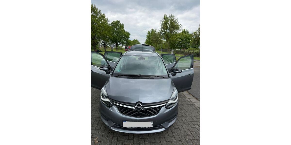 Opel Zafira Tourer 104.921 km 13.500 &euro; Moschheim 56424