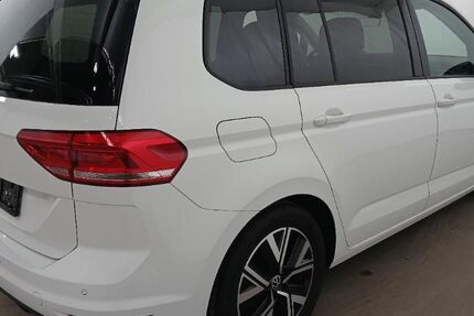 VW Touran 25.200 km 32.444 &euro; Greiz 07973