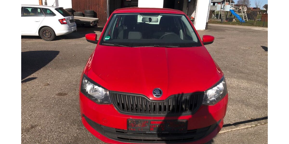 Skoda Fabia 193.214 km 5.200 &euro; Traunstein 83278
