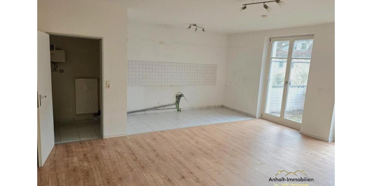 Etagenwohnung Dessau-Roßlau Dessau - 4 Zimmer, 101 m&sup2;, 850&euro; | Angebot:25547017
