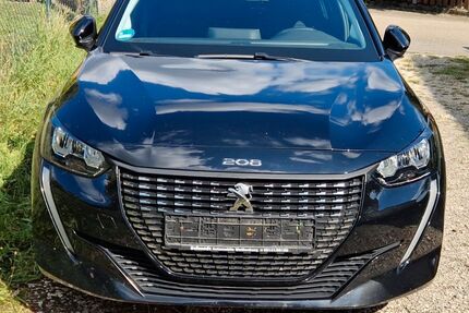 Peugeot 208 40.513 km 13.790 € Ellingen 91792