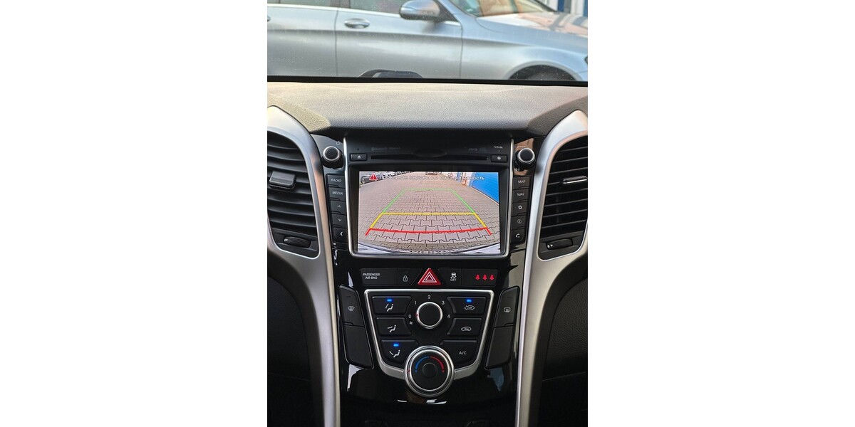 Hyundai i30 200.325 km 5.599 &euro; Frechen 50226