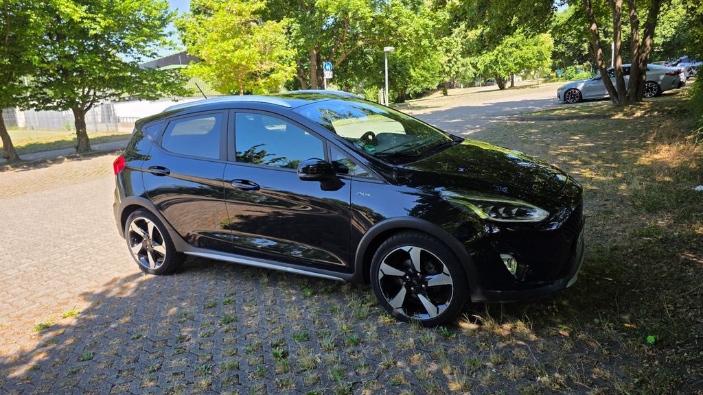 Ford Fiesta 56.000 km 12.500 &euro; Stuttgart 70439
