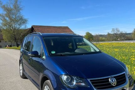 VW Touran 177.000 km 5.900 &euro; Nürtingen 72622