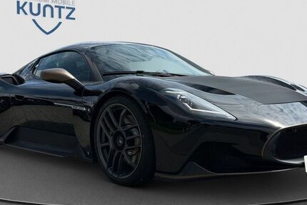 Maserati MC20