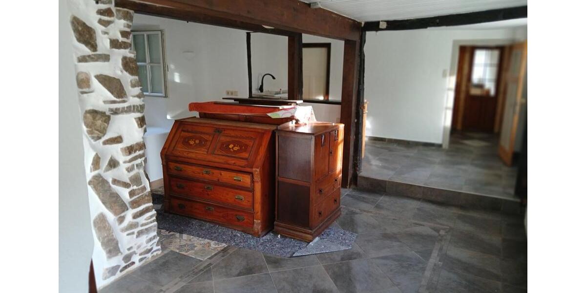 Bauernhaus, Landhaus Antweiler - 5 Zimmer, 130 m&sup2;, 1.200&euro; | Angebot:25645965