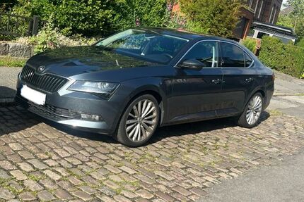 Skoda Superb 140.000 km 18.000 € Wolfsburg 38448
