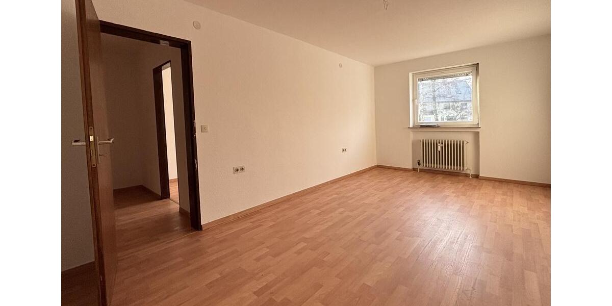 Etagenwohnung Gunzenhausen - 3 Zimmer, 82 m&sup2;, 630&euro; | Angebot:26234247