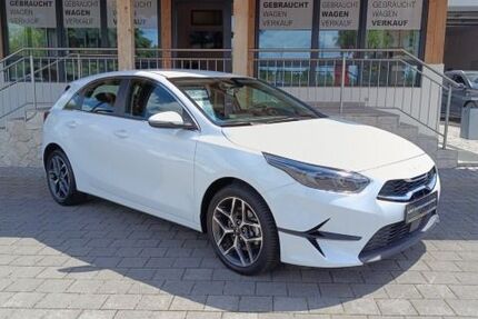 Kia ceed / Ceed 13.685 km 22.560 &euro; Höhenkirchen-Siegertsbrunn 85635