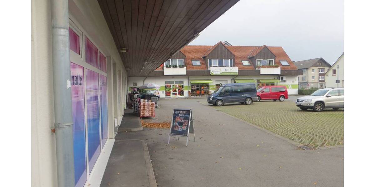 ***Vielseitig nutzbarer Laden (Friseur, Kiosk, Verkauf, Vereinsraum usw.) im kl. Shopping-Center von Schieder-Schwalenberg*** 1 zimmer