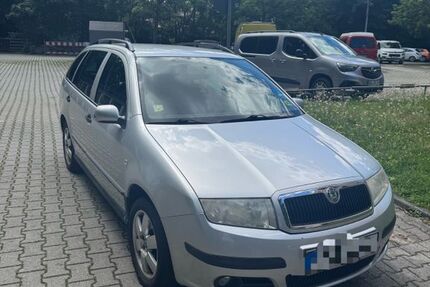 Skoda Fabia 202.650 km 1.500 &euro; Werdau 08412