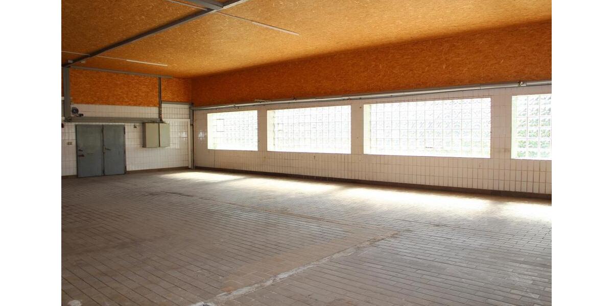 Gewerbeobjekt Deggendorf - 880&euro; | Angebot:25297407