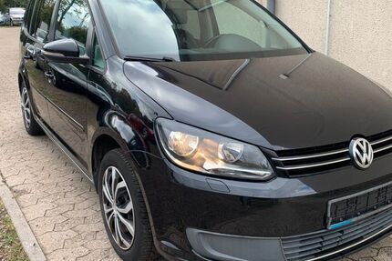 VW Touran 150.000 km 3.499 € Völklingen 66333