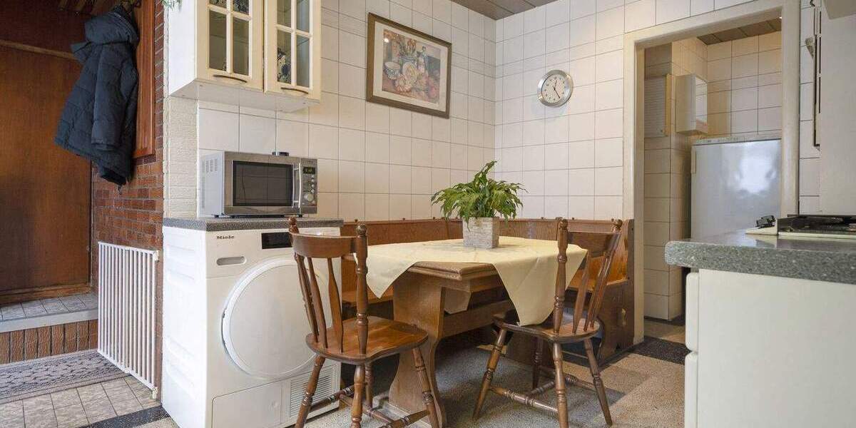 Mehrfamilienhaus, Wohnhaus Selfkant / Höngen Höngen - 1 Zimmer, 357 m&sup2;, 349.000&euro; | Angebot:25476236
