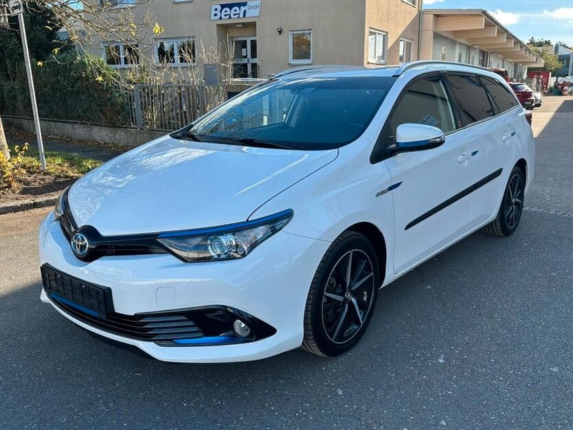 Toyota Auris 136.487 km 14.499 € wendelstein 90530