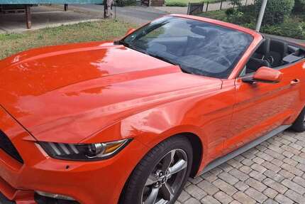Ford Mustang 45.000 km 24.600 &euro; Westerngrund 63825