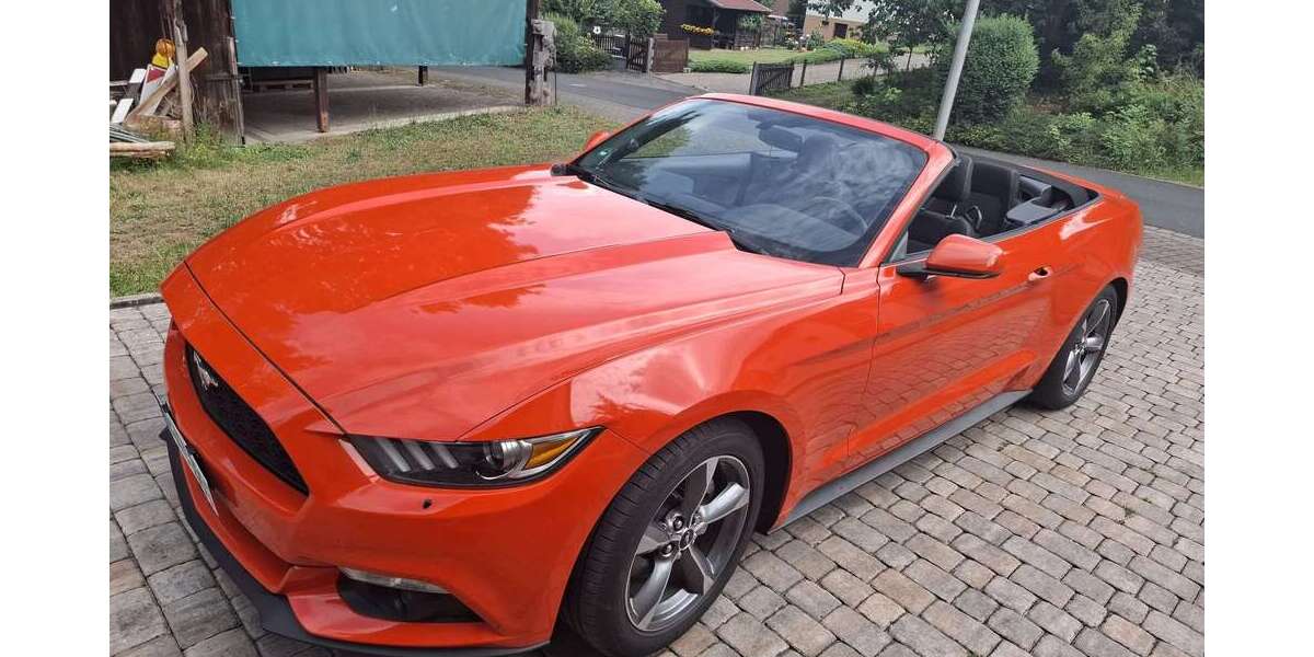 Ford Mustang 45.000 km 24.600 &euro; Westerngrund 63825