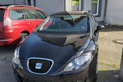 Seat Leon 206.821 km 3.400 &euro; Lübeck 23558