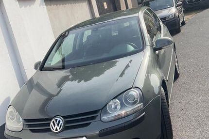 VW Golf 146.000 km 5.500 &euro; Grimma 04668