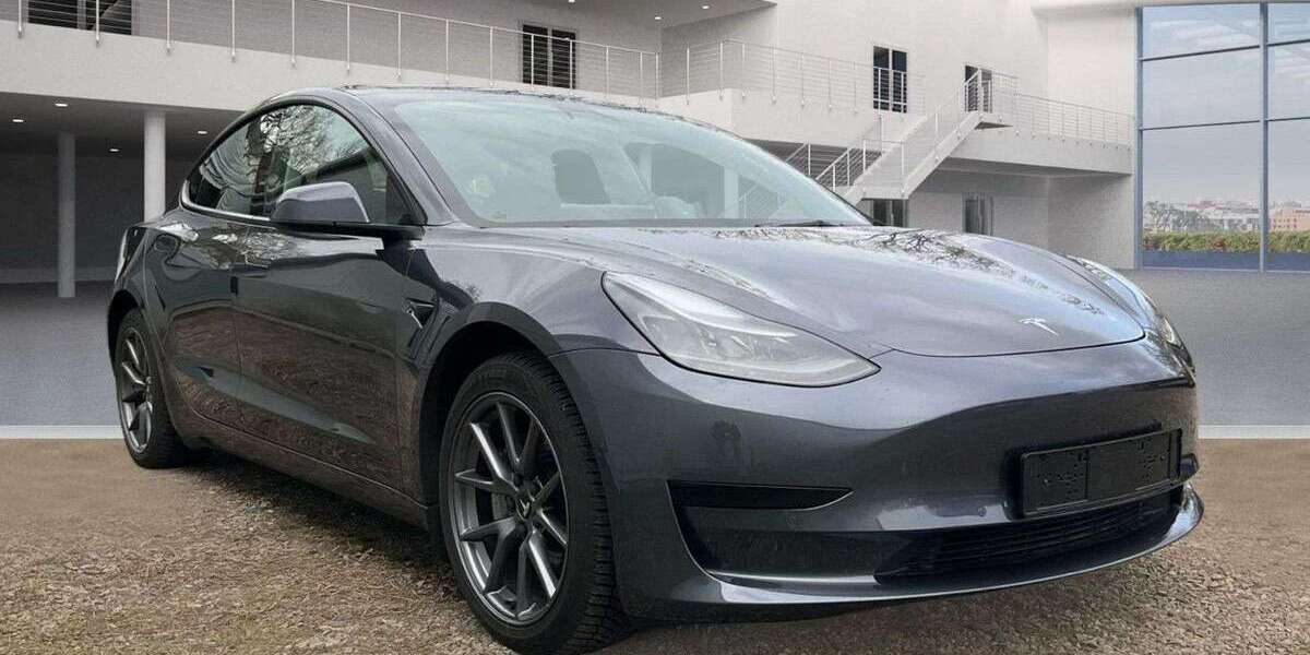 Tesla Model 3 39.995 km 24.890 &euro; Barchfeld Immelborn 36456