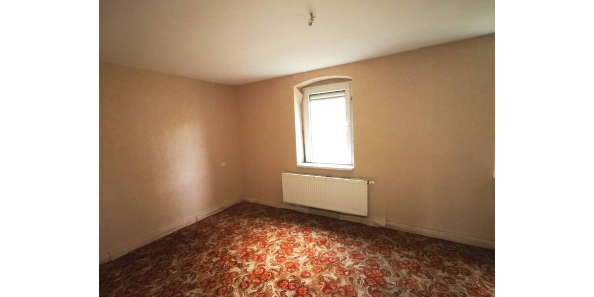 Mehrfamilienhaus, Wohnhaus Bernsdorf - 8 Zimmer, 201 m&sup2;, 136.528&euro; | Angebot:25705468