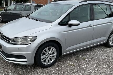 VW Touran 90.500 km 19.450 € Jaderberg 26349